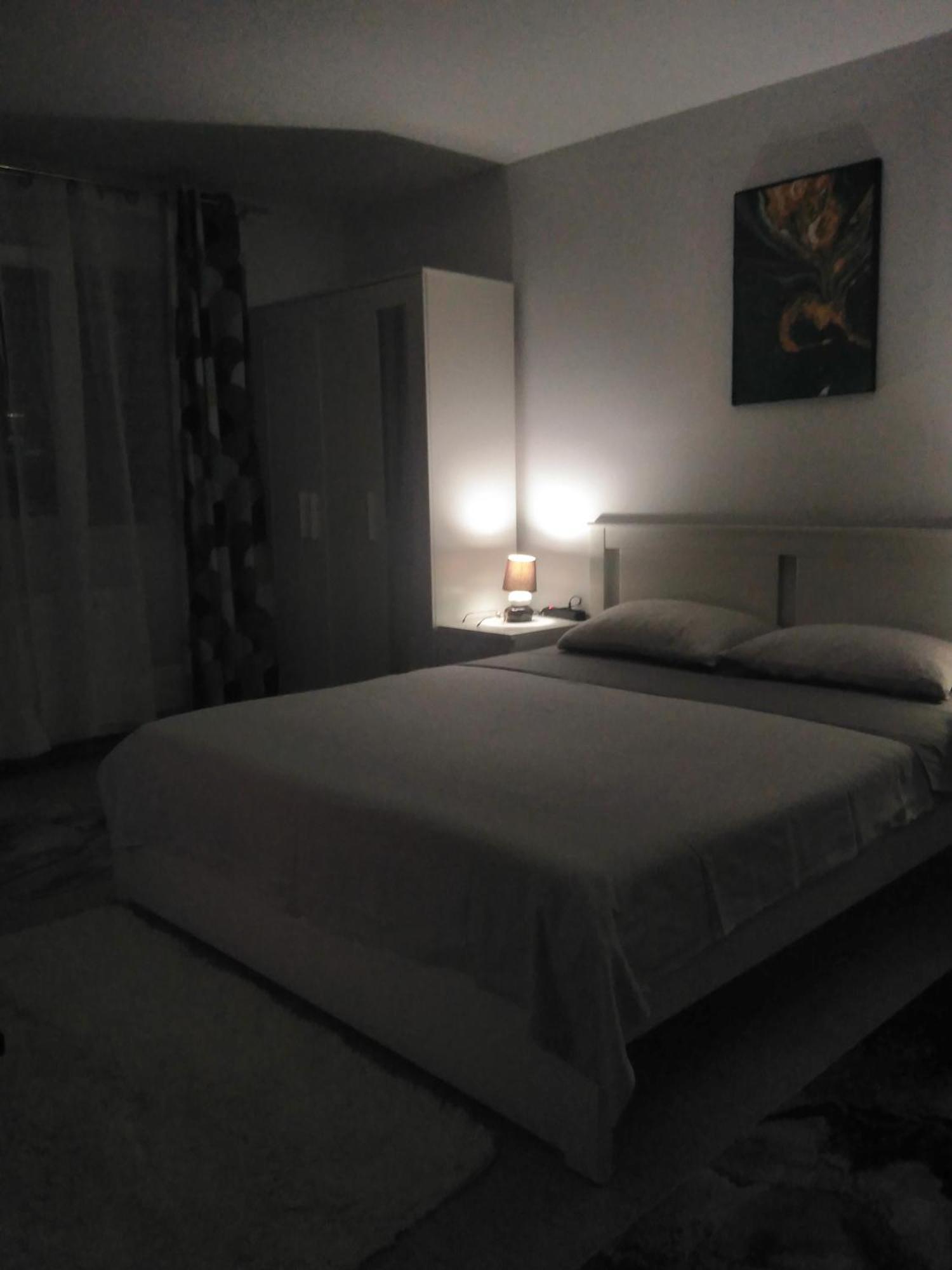 Apartamento Rebecca Tîrgu Ocna Exterior foto